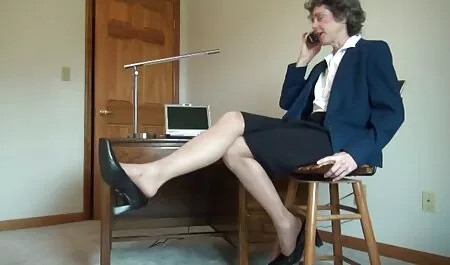 新しい女の子は、新しい建物の中で男に犯されました。 女性 が 見 たい エロ 動画