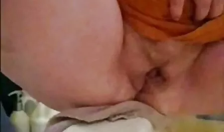 彼女のルームメイトとセックスしている女の子。 鈴木 一徹 女性 の ため