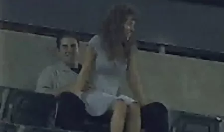成熟した若いとのセックス。 スーツ 女 エロ 動画