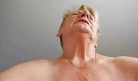 肛門を舐めるレズビアン。 女性 でも 見 られる エロ 動画