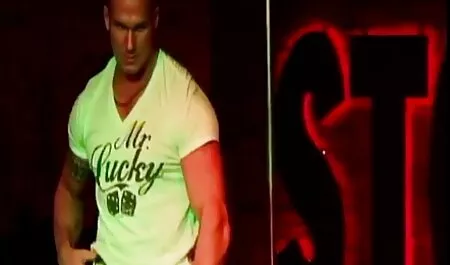 黒人女性のお尻と膣でクソ。 女性 エッチ 動画