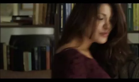 黒人男性のお尻を食べる背の高い男。 無料 女性 アダルト 動画