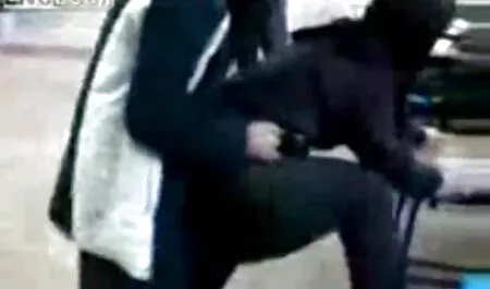 ミラナ-フォックスは学生をファックする。 無料 sex 動画 女性 向け
