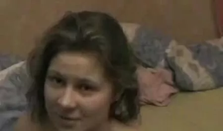 Gina sex 動画 女性 用 Valentineは深いフェラチオを与える。