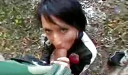 四人の男が売春婦をファックします。 らぶ えっち 動画