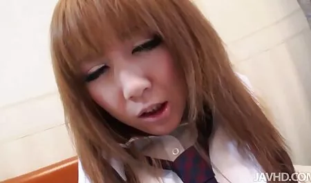 庭で裸。 女の子 向け エロ 動画