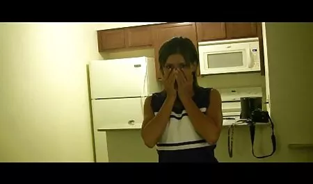 膣は陰茎の兄弟の下部に囲まれています。 女性 の ため の 無料 セックス 動画